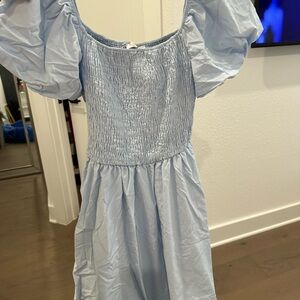 Simple Puff Sleeve Dress